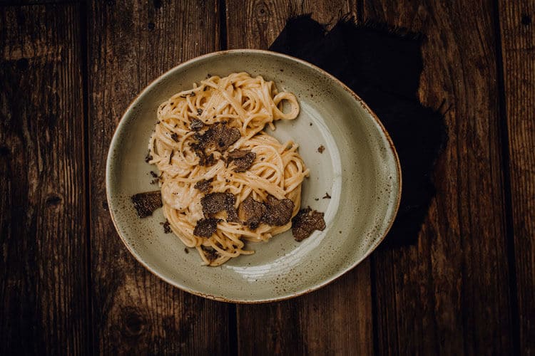 Pasta Spaghetti Parmigiano e Tartufo