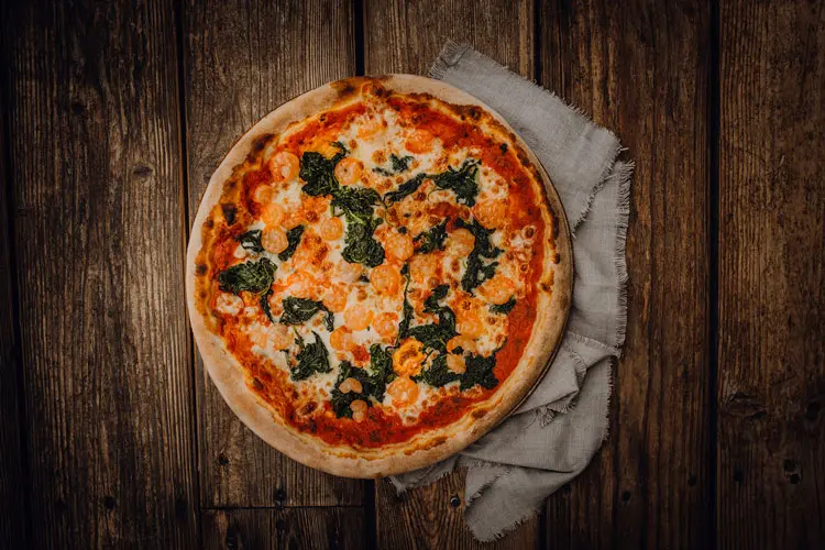 Pizza Spinaci e Gamberetti - Pizzeria Freudenstadt